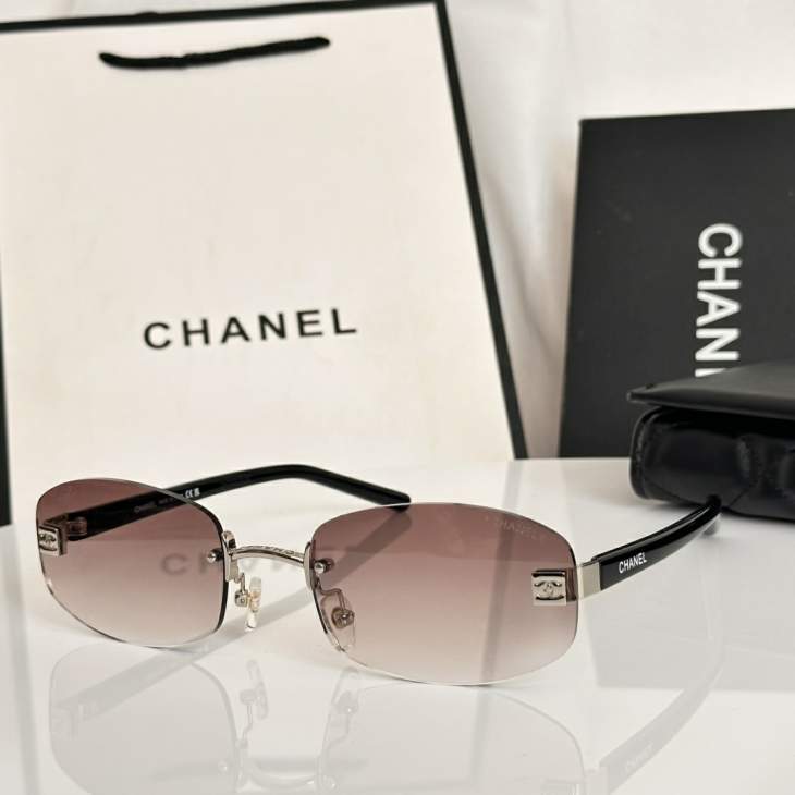 Picture of Chanel Sunglasses _SKUfw79399326fw